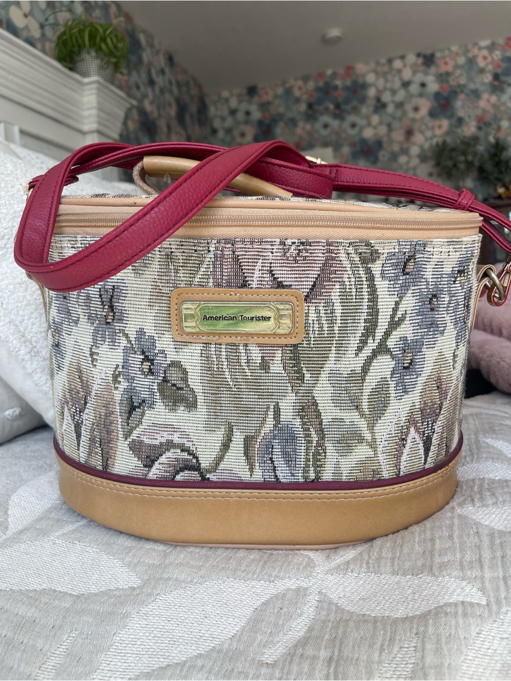 Vintage American Tourister Floral Tapestry Train Case in Beige